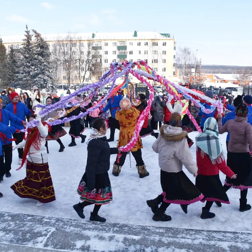 Зимний праздник народов. Праздник проводы зимы. Народное гуляние. Название Масленицы праздника. Проводы зимы в 2022.